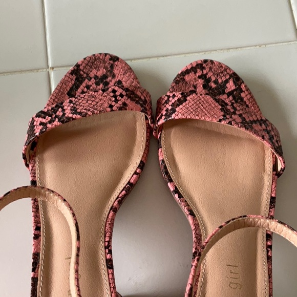 Madden Girl Coral Snake-Print Ankle Strap Block-Heel Sandals - Picture 4 of 5